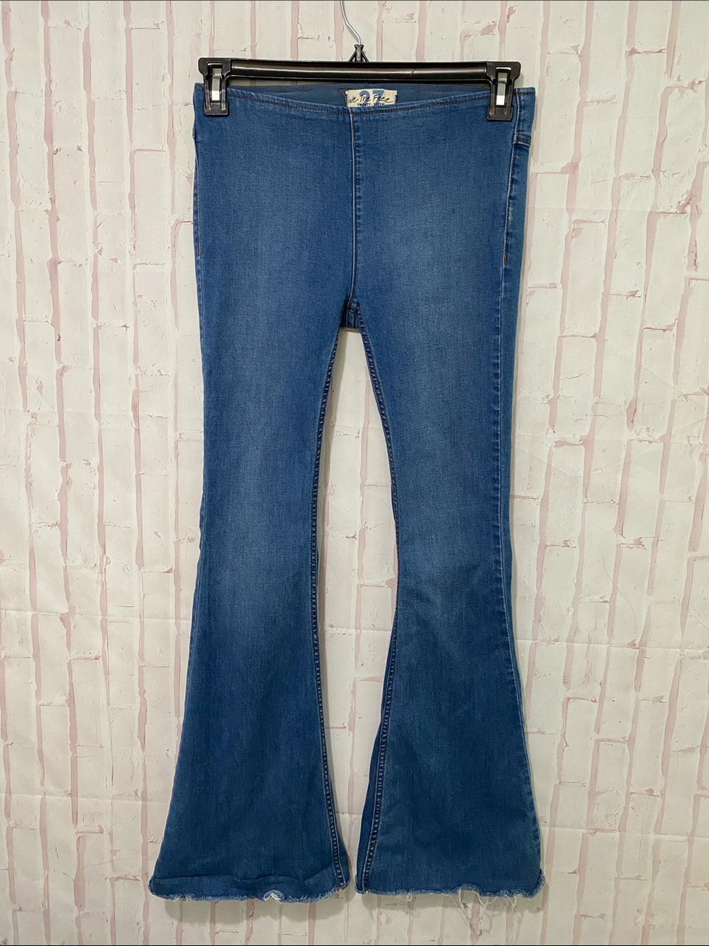 FP We The Free Penny Pull On Raw Hem Flare Jeans size 27